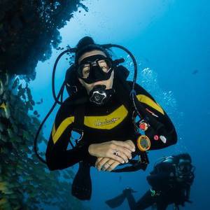 Liveaboard Diving